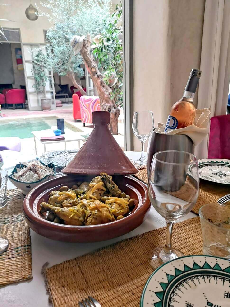 riad a marrakech avec cuisiniere